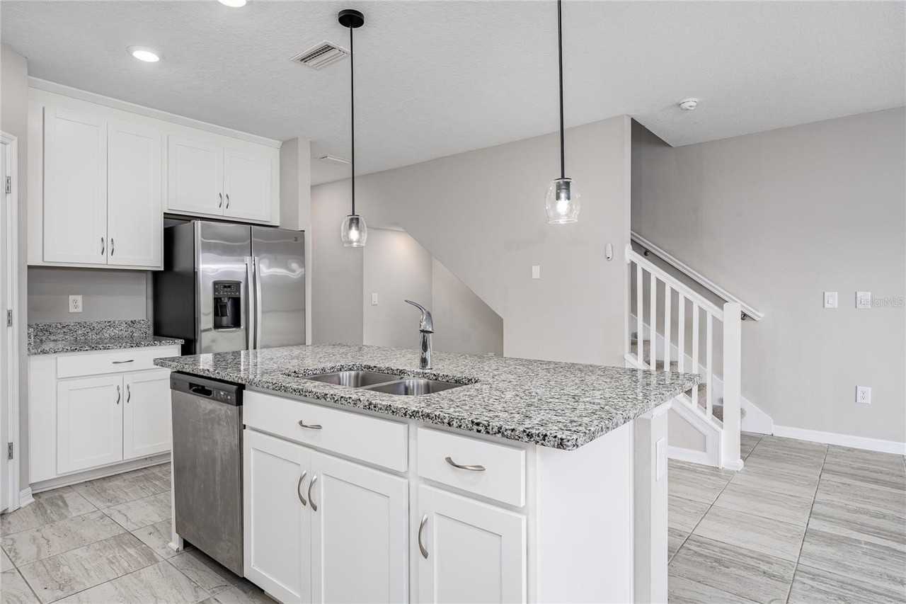 5528 Tripoli Dr - Photo 2 of 31