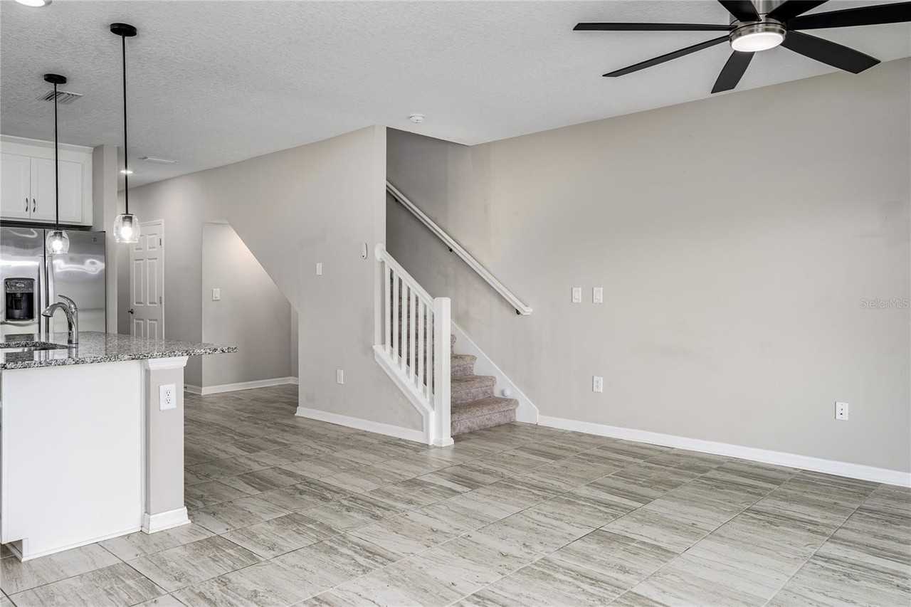 5528 Tripoli Dr - Photo 5 of 31