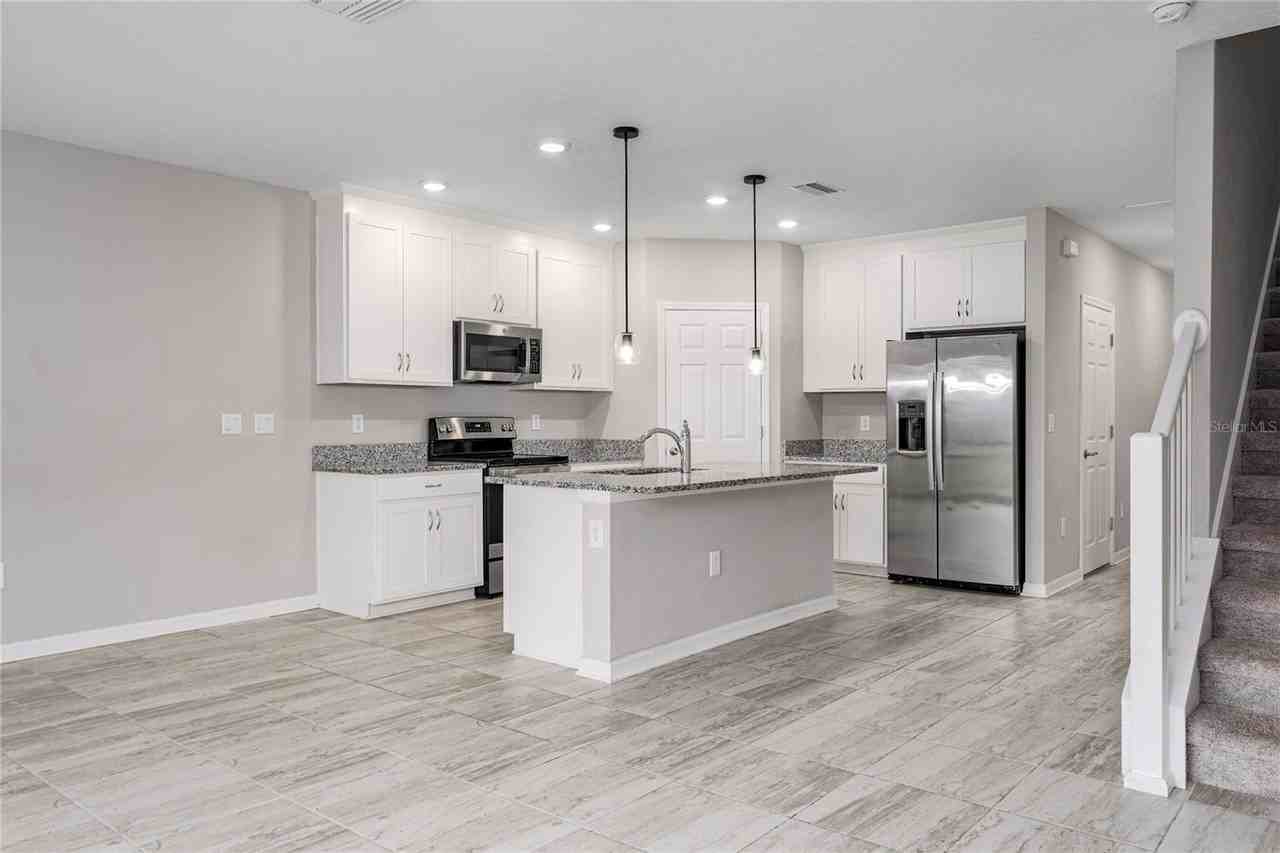 5528 Tripoli Dr - Photo 6 of 31