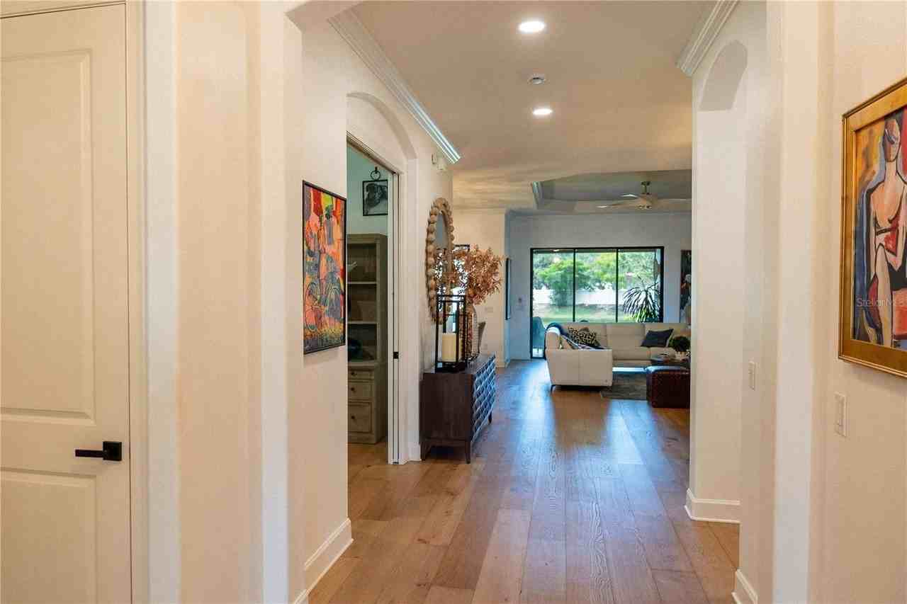 8137 Gabanna Dr - Photo 4 of 50