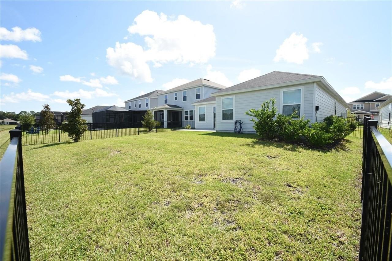 32 Windsor Ter - Photo 2 of 38