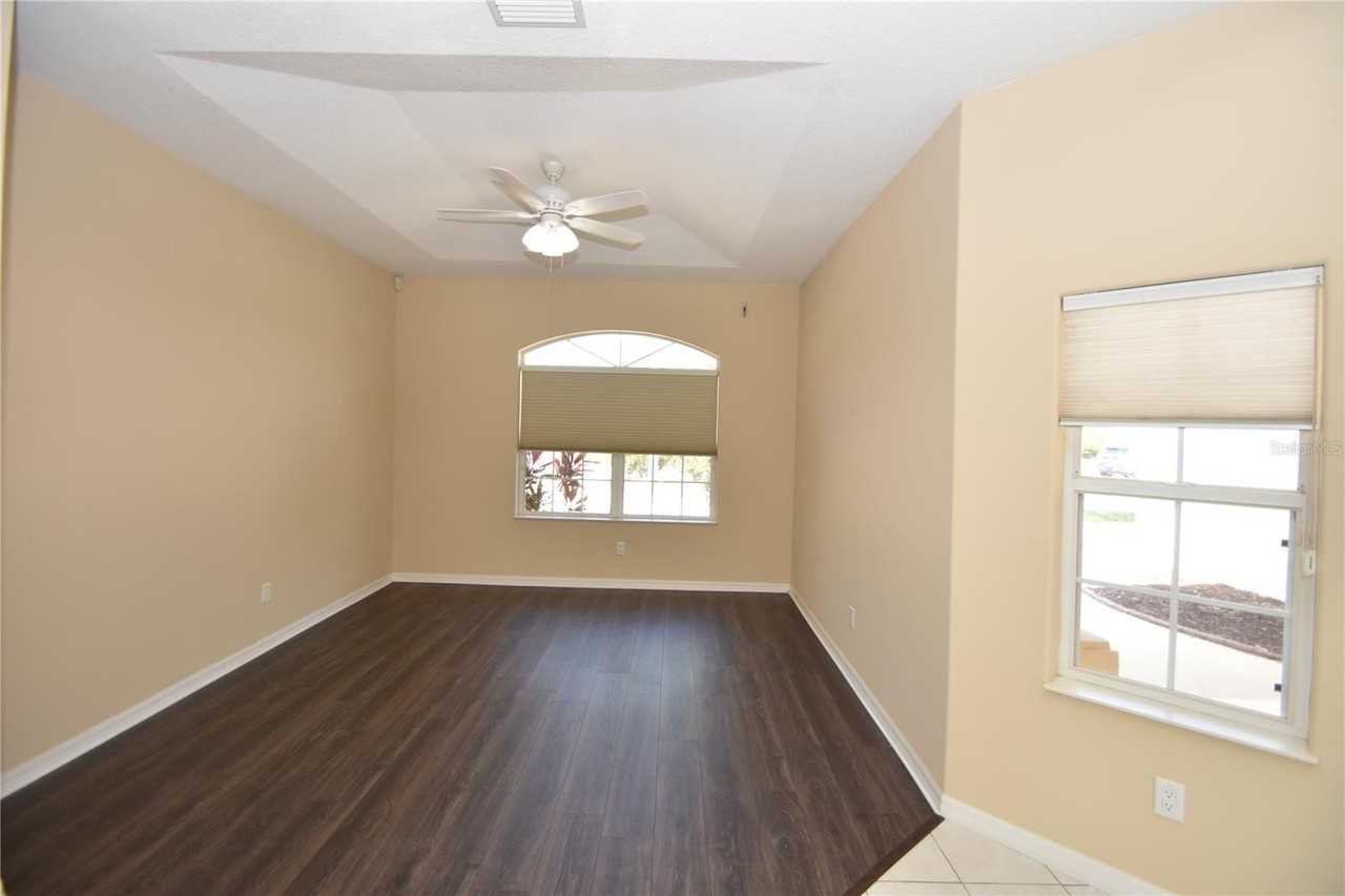 10 Crampton Ct - Photo 6 of 44