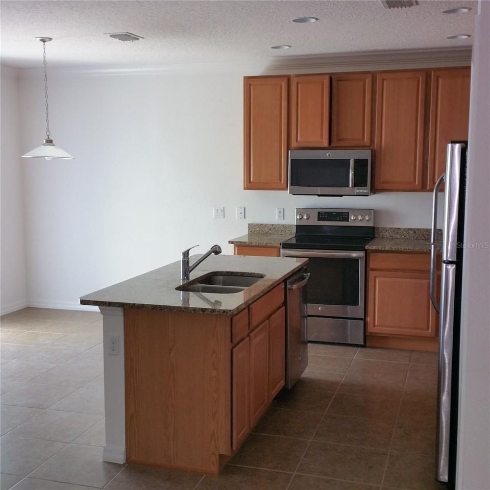 2210 Anoka Way - Photo 2 of 24