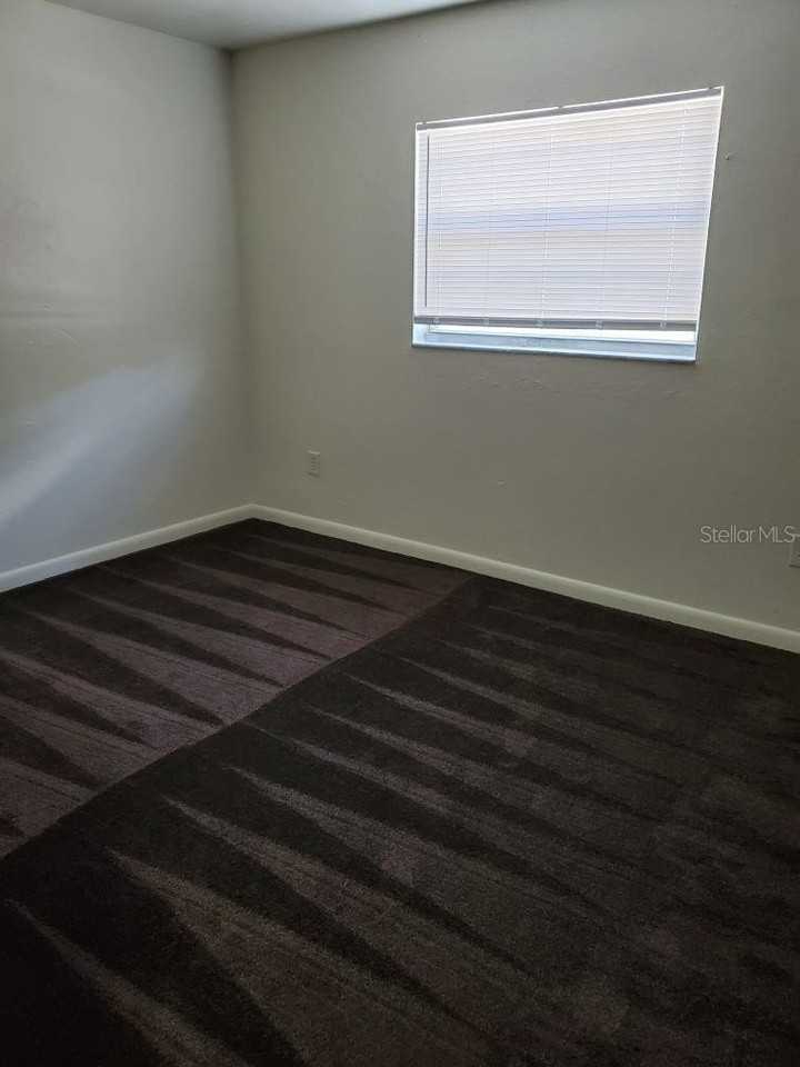 3233 Se 22nd Pl - Photo 3 of 16