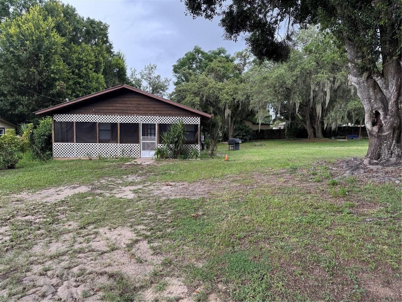 224 Chesney Blvd - Photo 3 of 13