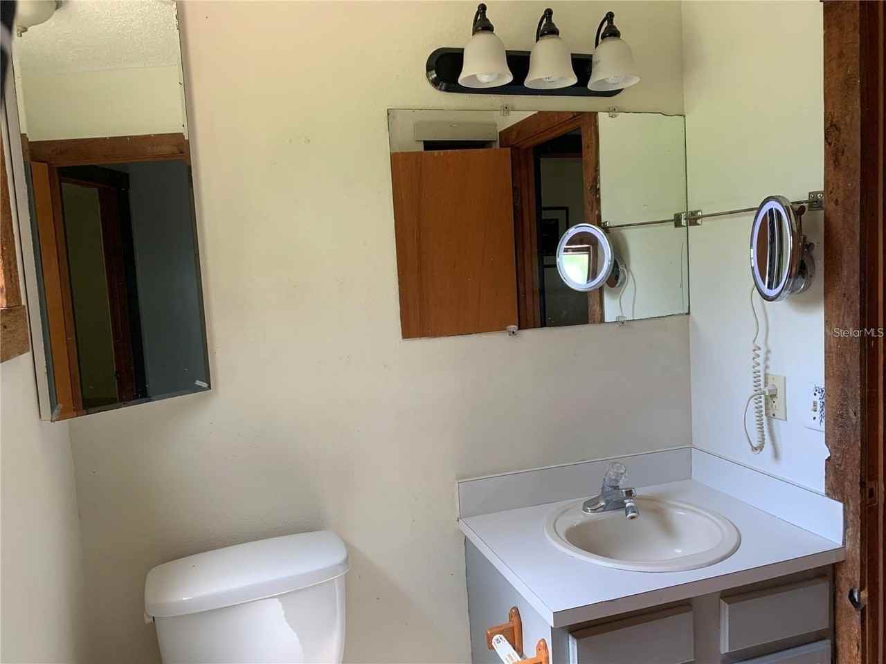 224 Chesney Blvd - Photo 4 of 13