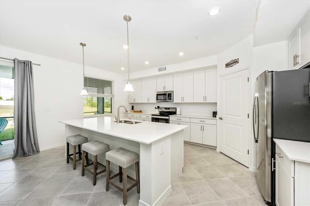 17775 Boracay Ct #102 - Photo 7 of 50