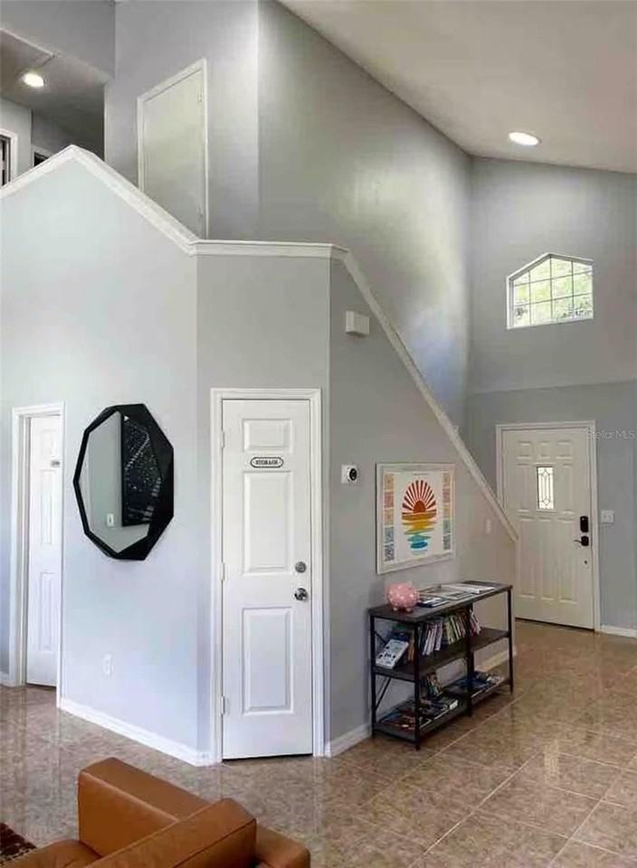 102 W Frederick Ave - Photo 4 of 40