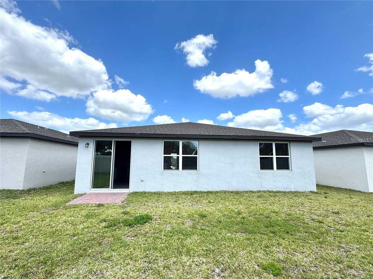 3024 Cassidy Ln - Photo 3 of 20