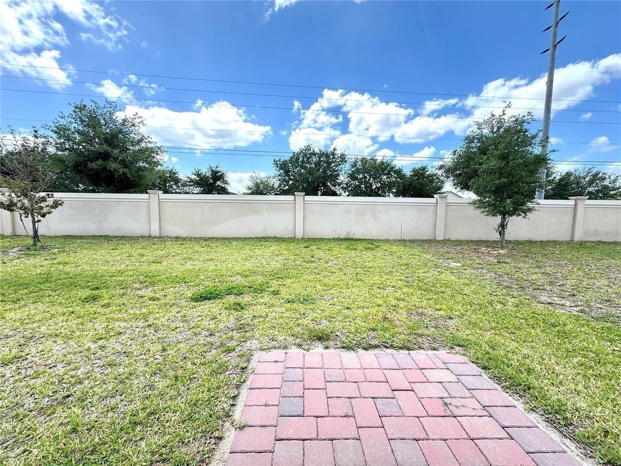 3024 Cassidy Ln - Photo 4 of 20