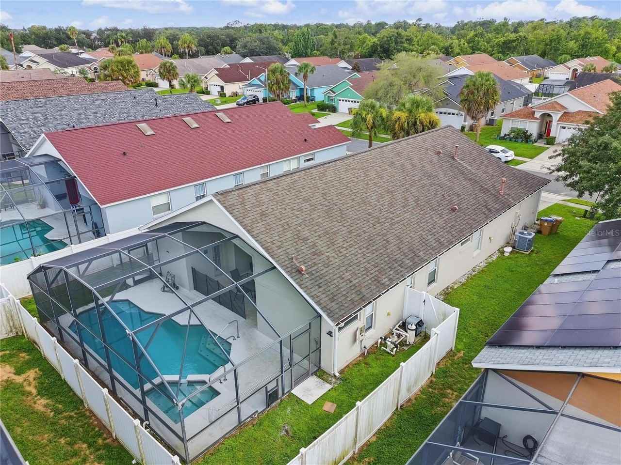 8105 Santee Dr - Photo 4 of 45