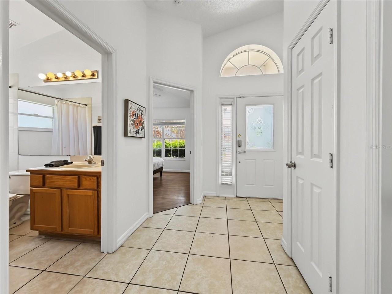 8105 Santee Dr - Photo 6 of 45