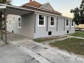 707 Avenue B Sw - Photo 1 of 1