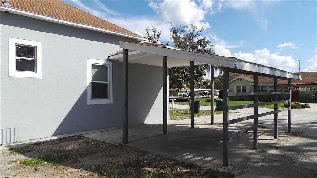 707 Avenue B Sw - Photo 2 of 9