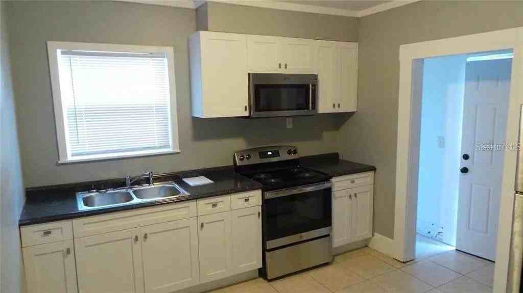 707 Avenue B Sw - Photo 7 of 9
