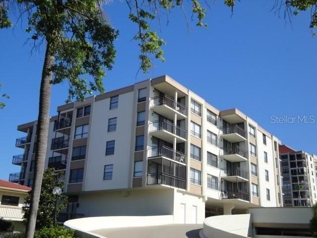 6279 Sun Blvd #604