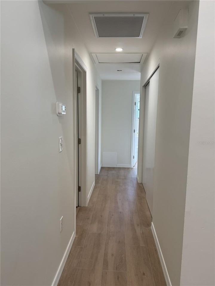 217 S Spring Blvd - Photo 7 of 21