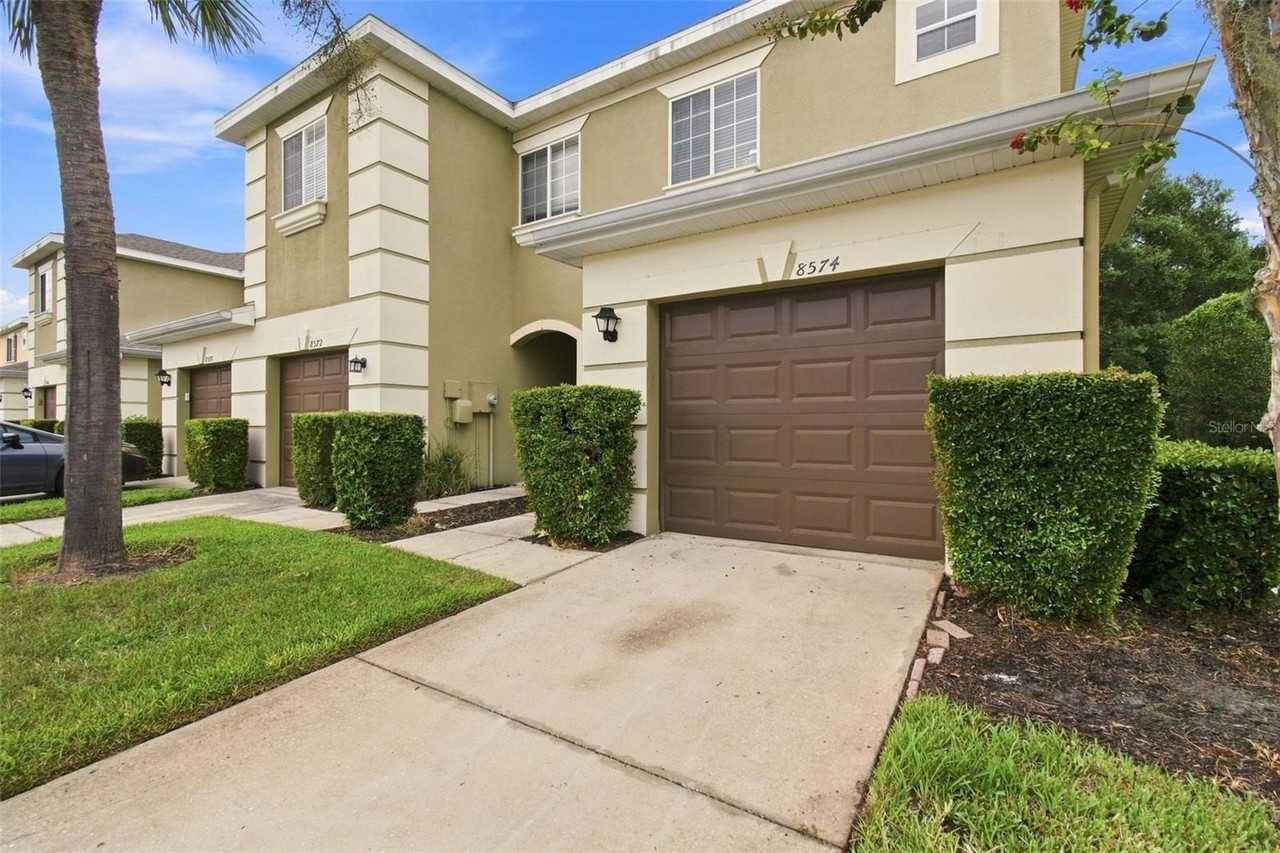 8574 Trail Wind Dr - Photo 3 of 50