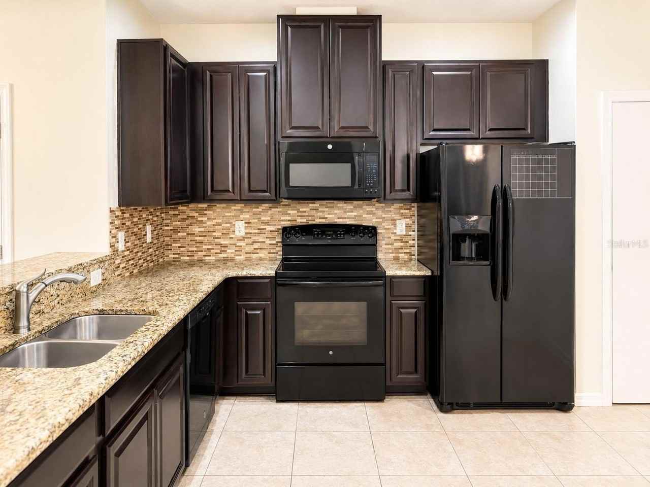 2119 Lennox Dale Ln - Photo 5 of 20