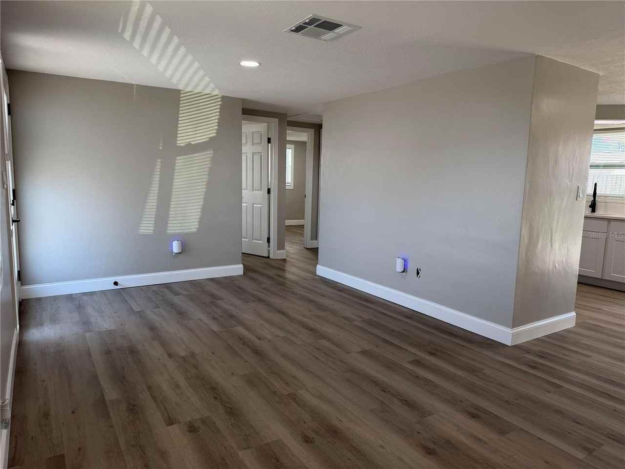 7220 Fox Hollow Dr - Photo 6 of 10