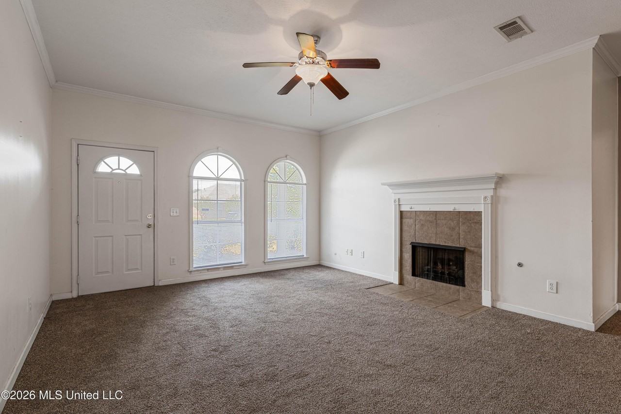 408 Timber Ridge Way - Photo 7 of 38