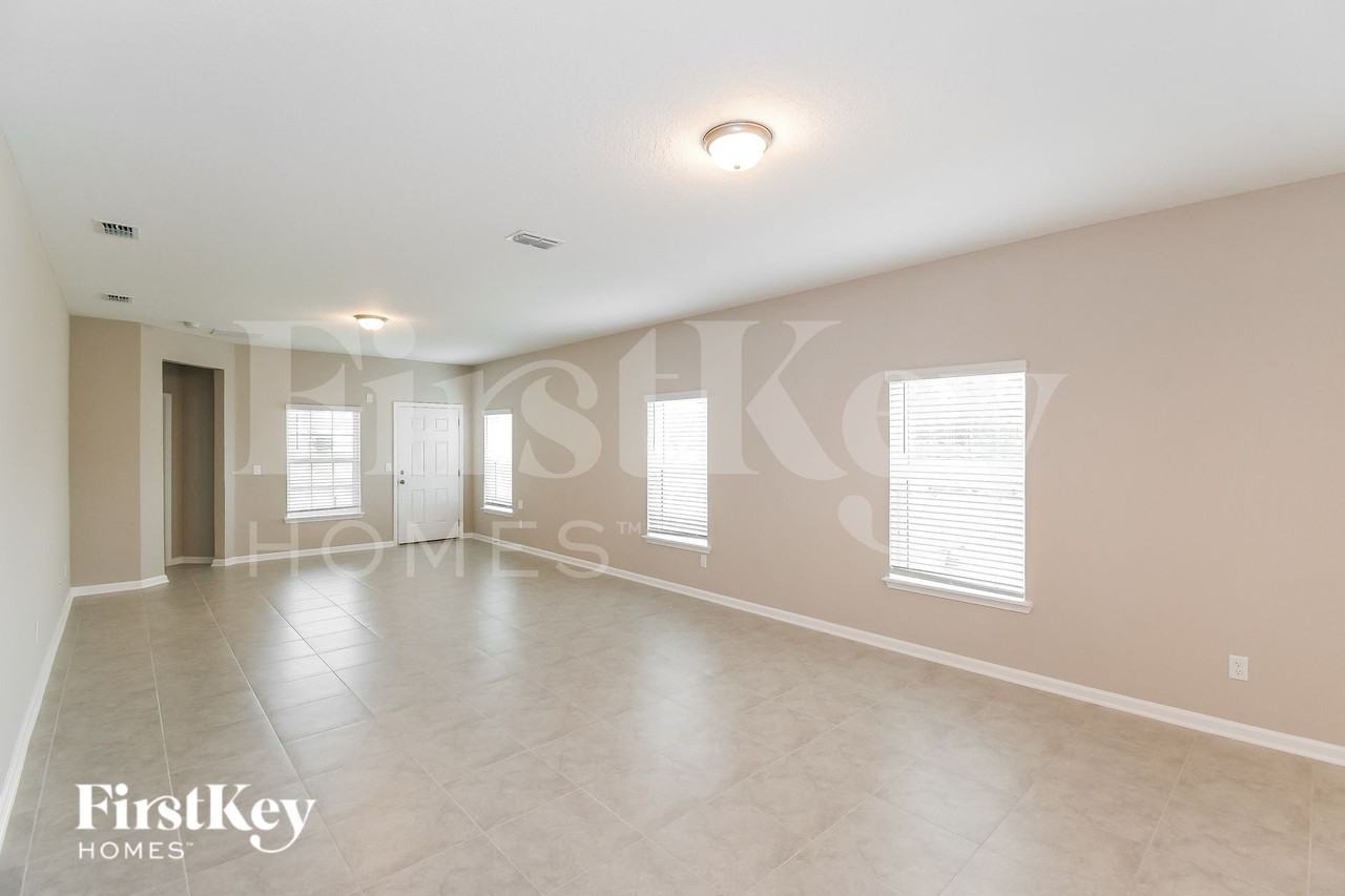 75310 Plumbago Trce - Photo 5 of 15