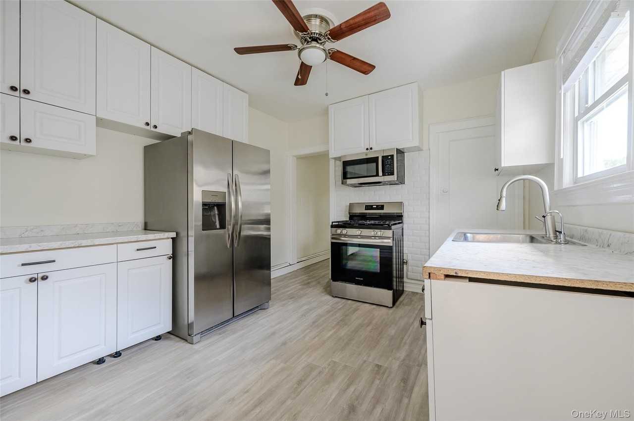 18 Watkins St #2