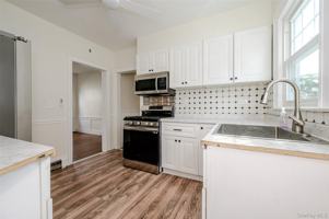 featured image of 18 Watkins St #3