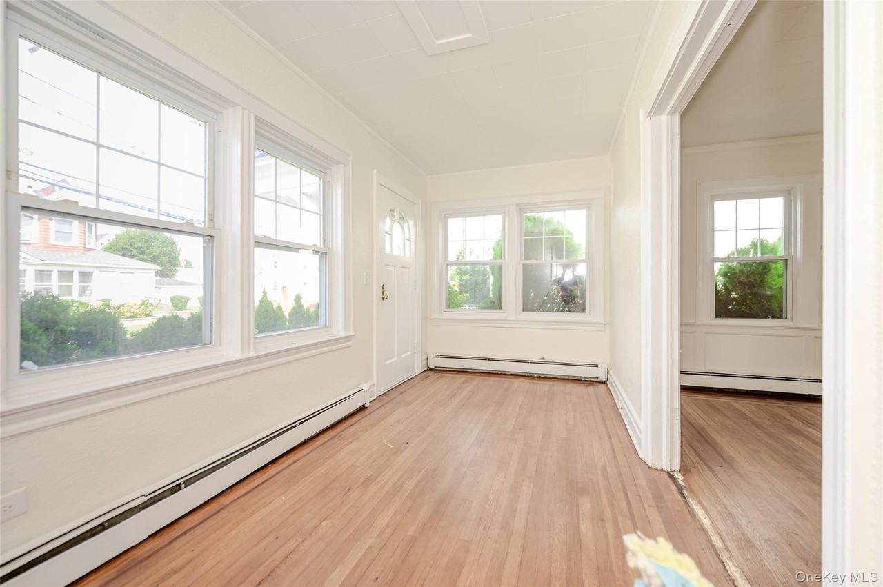 18 Watkins St #3 - Photo 3 of 11