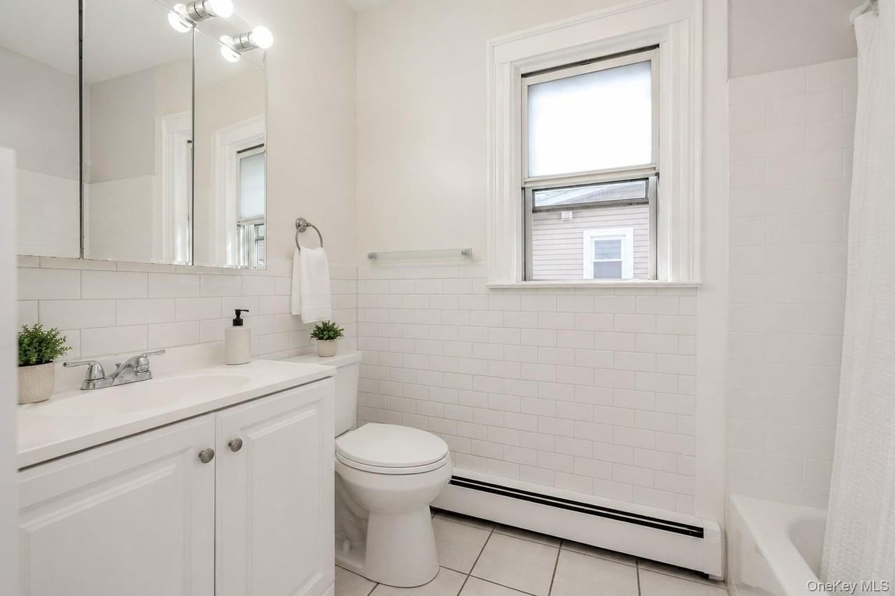 18 Watkins St #3 - Photo 7 of 11