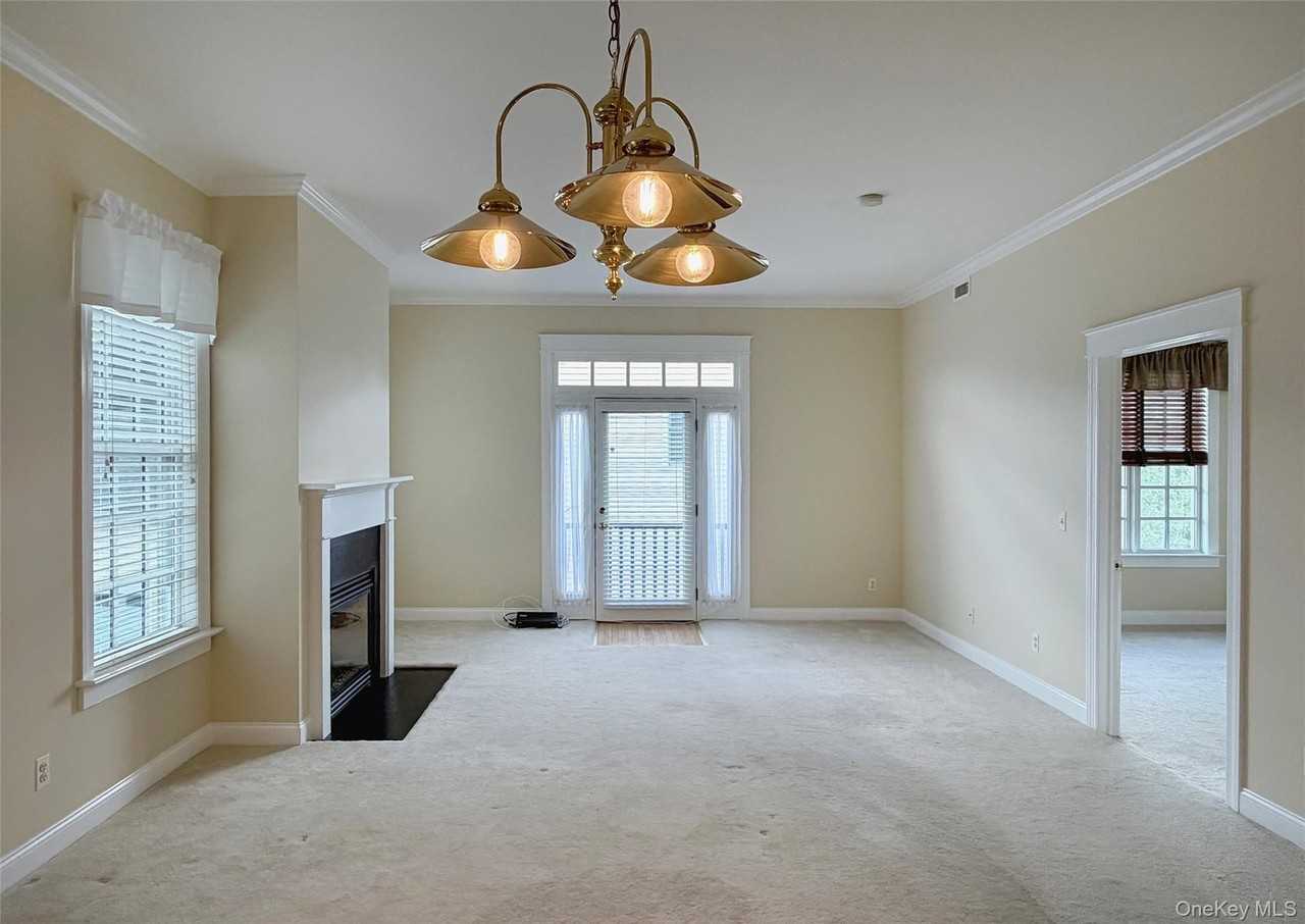 19 Cropsey St #1D - Photo 5 of 44
