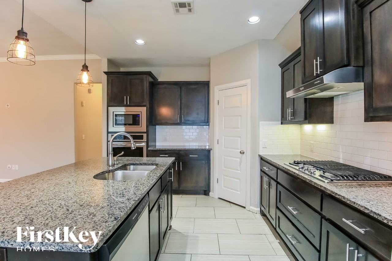 18717 Rush Springs Ln - Photo 6 of 15
