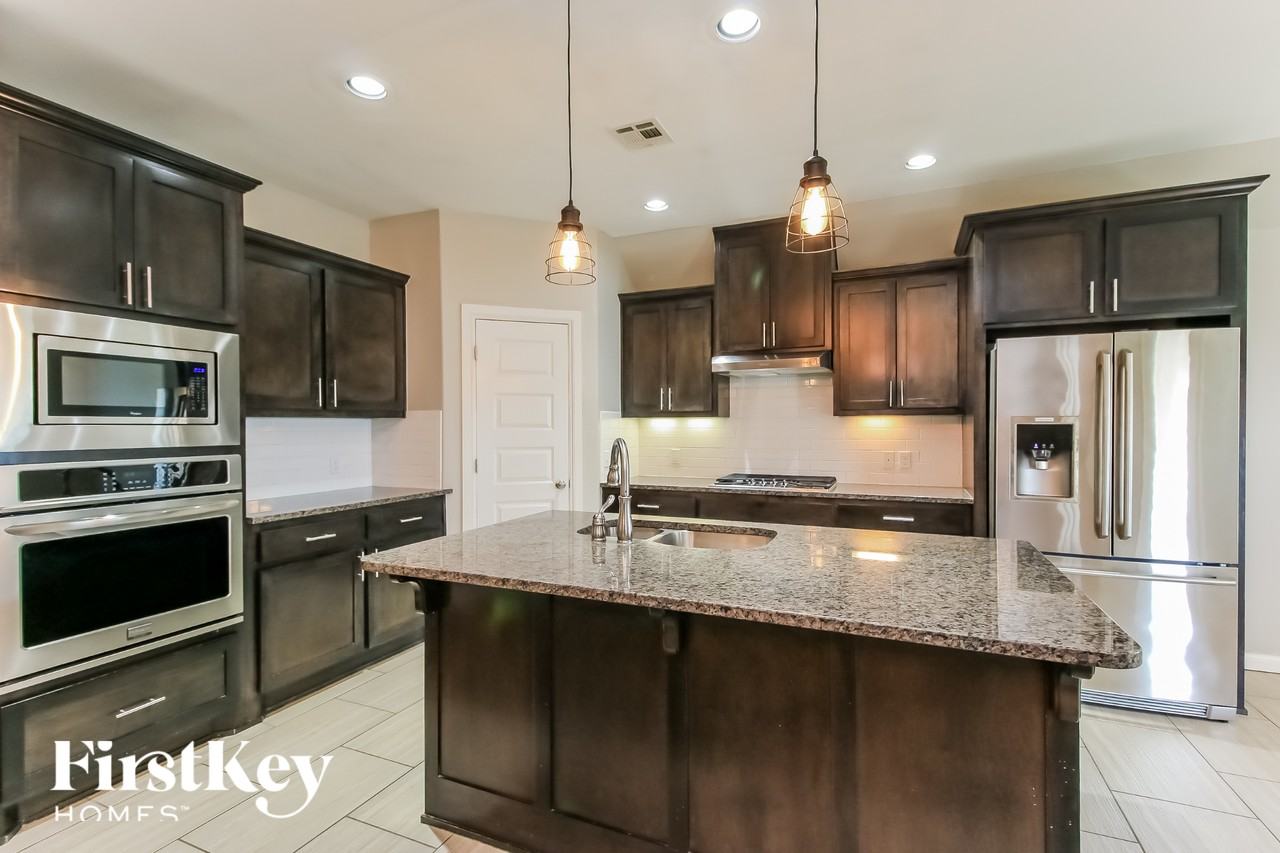 18717 Rush Springs Ln - Photo 7 of 15