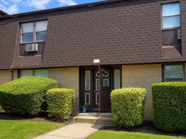 featured image of 1 Germonds Vlg Apt 1 #1