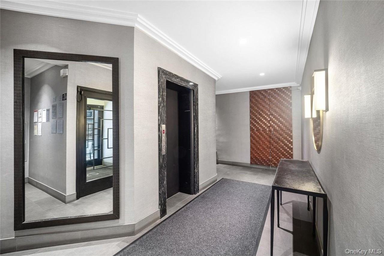 152 E 35th St #5H - Photo 3 of 17