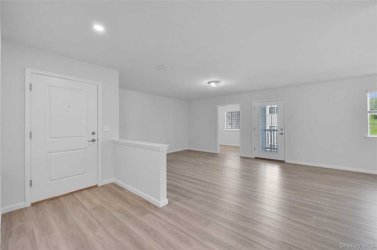 206 Golf Links Rd #324