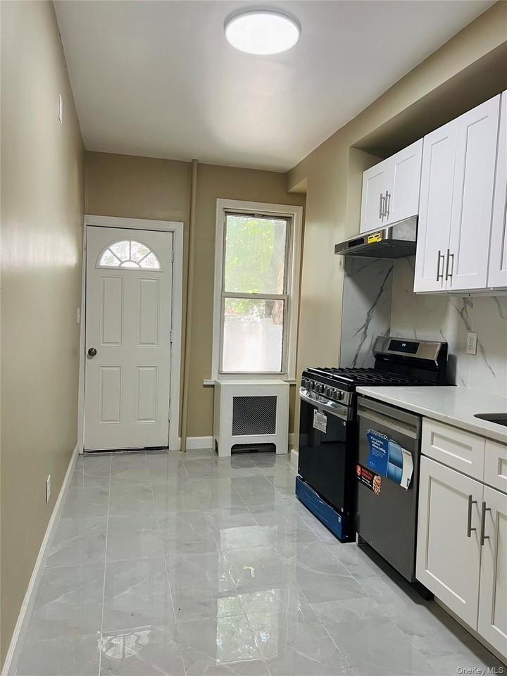 4218 66th St #1F - Photo 6 of 24