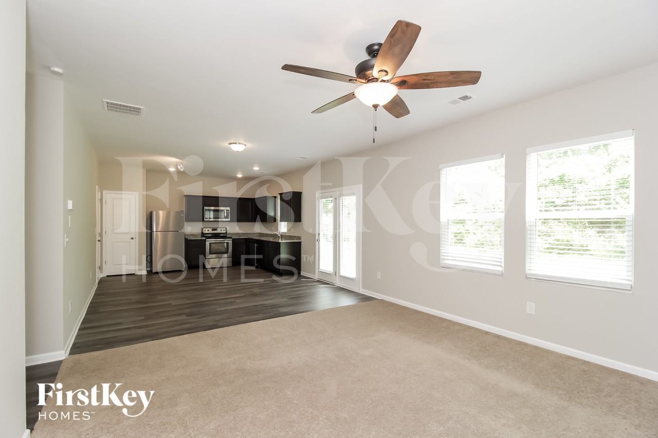 29 Tabasco Cat Ct - Photo 3 of 15
