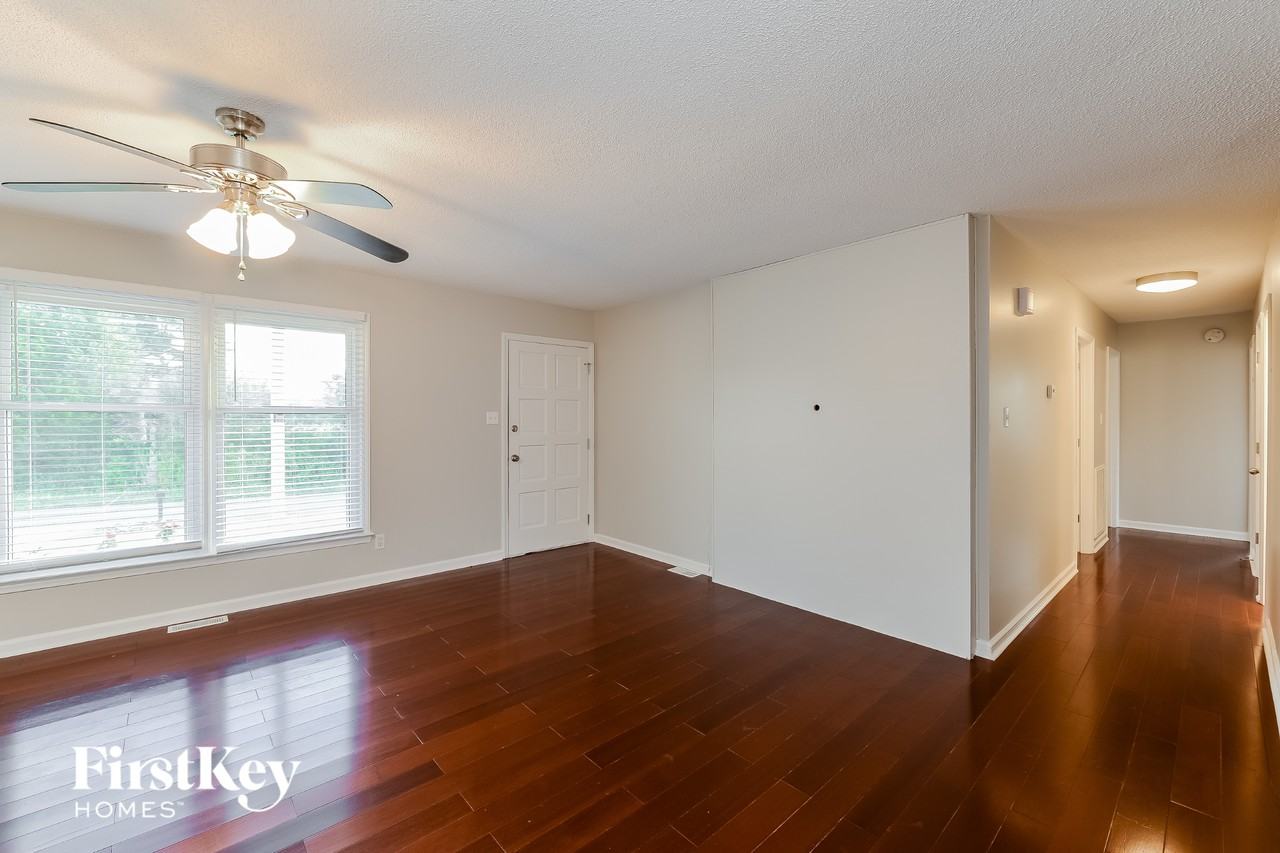 4210 Huff Rd - Photo 3 of 15