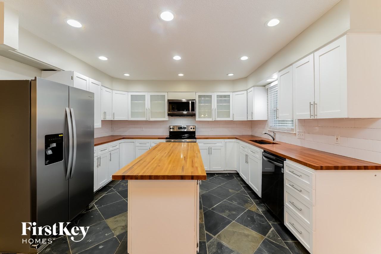 4210 Huff Rd - Photo 6 of 15