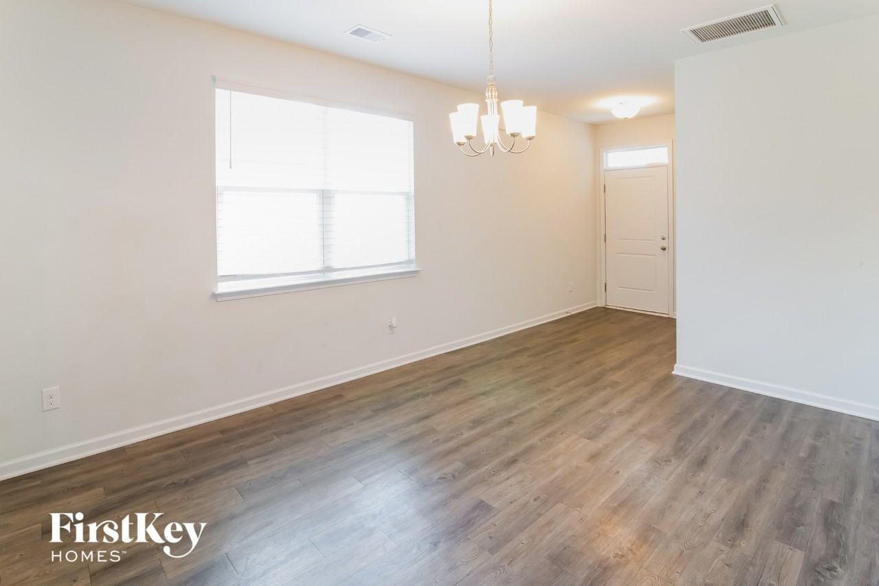 624 Wayton Cir - Photo 5 of 15