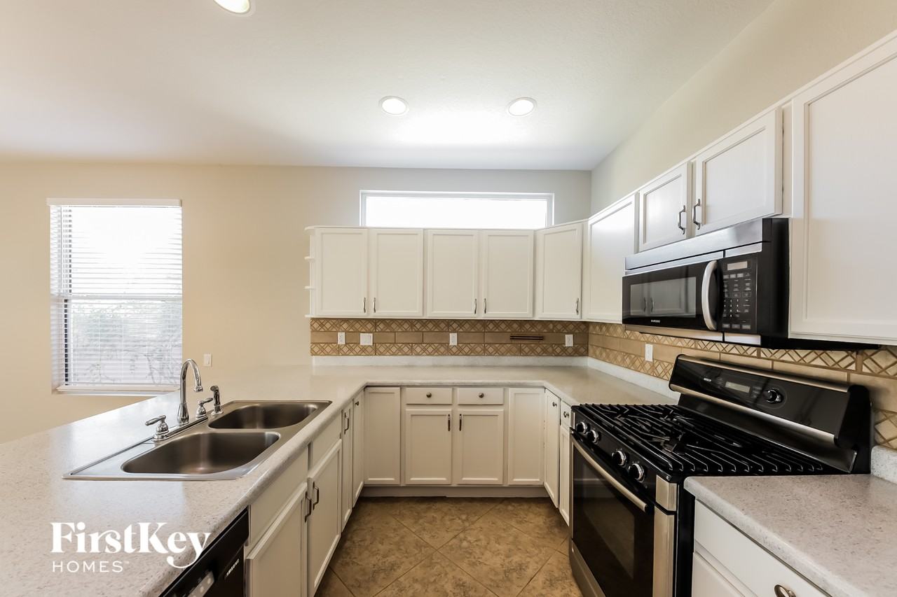 3453 W Desert Bend Loop - Photo 7 of 15