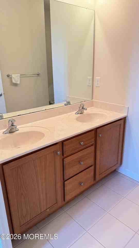 1133 Halifax Pl - Photo 7 of 19