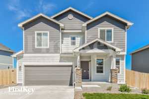 featured image of 10178 Luneth Dr