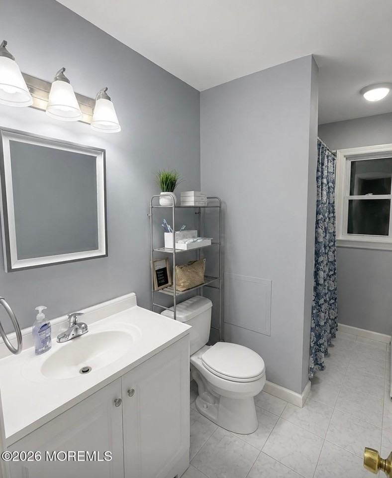 609 Commonwealth Blvd - Photo 3 of 4