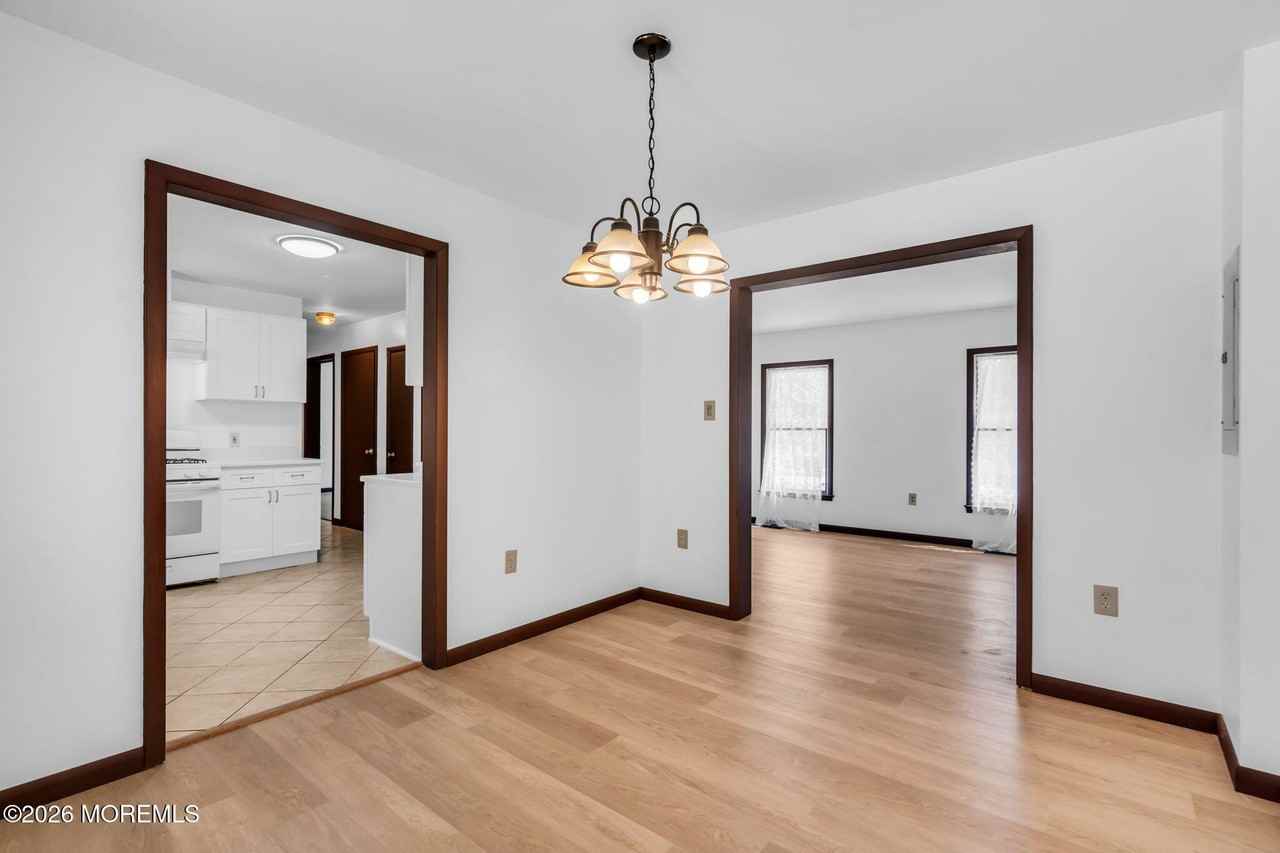 370 Cassville Rd - Photo 7 of 25
