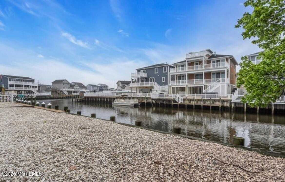 129 Jeteemale Dr - Photo 5 of 19