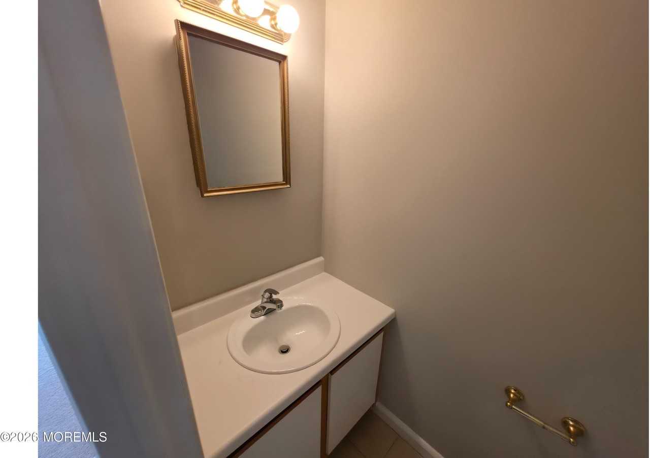 283 Plum Dr - Photo 7 of 21