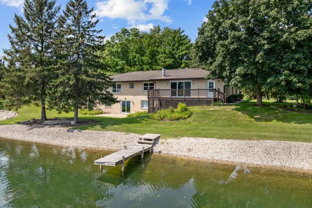 2720 N Bayview Ln - Photo 4 of 34