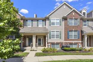 1419 S Fairfield Ave - Photo 1 of 1
